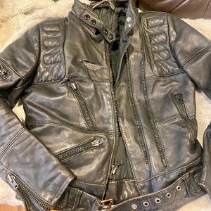 Hein Gericke Harley Davidson AMF Padded motorcycle leather jacket. Small zippers